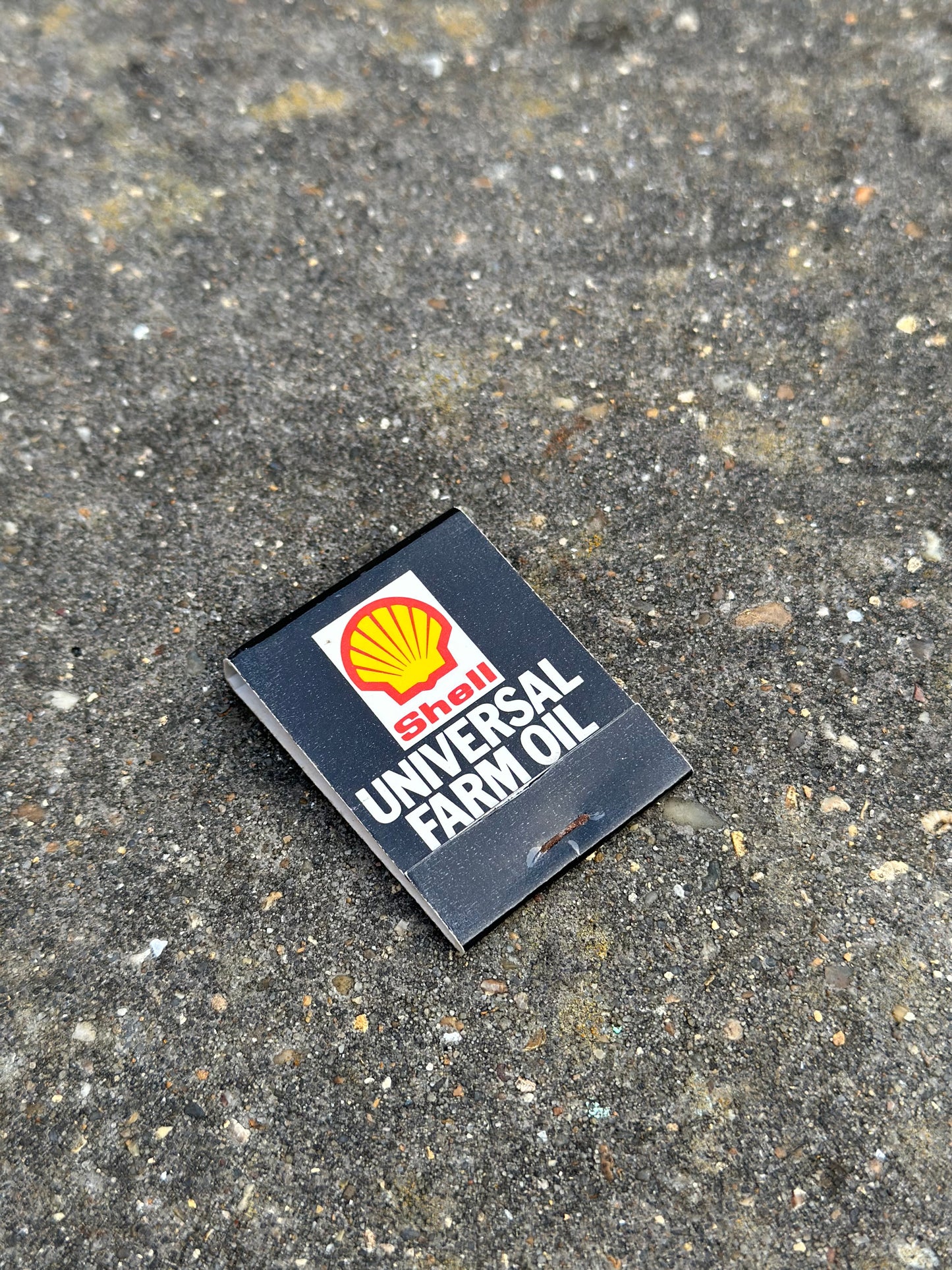 SHELL vintage matches